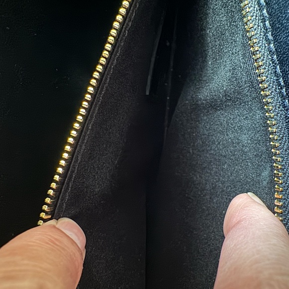 Authentic Saint Laurent Gaby YSL Envelope Croc-Embossed Satchel Bag - Picture 4 of 17